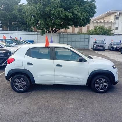 RENAULT KWID 1.0 12V SCE FLEX ZEN MANUAL
